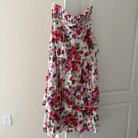 New with tags, size small - Picture 2 of 9